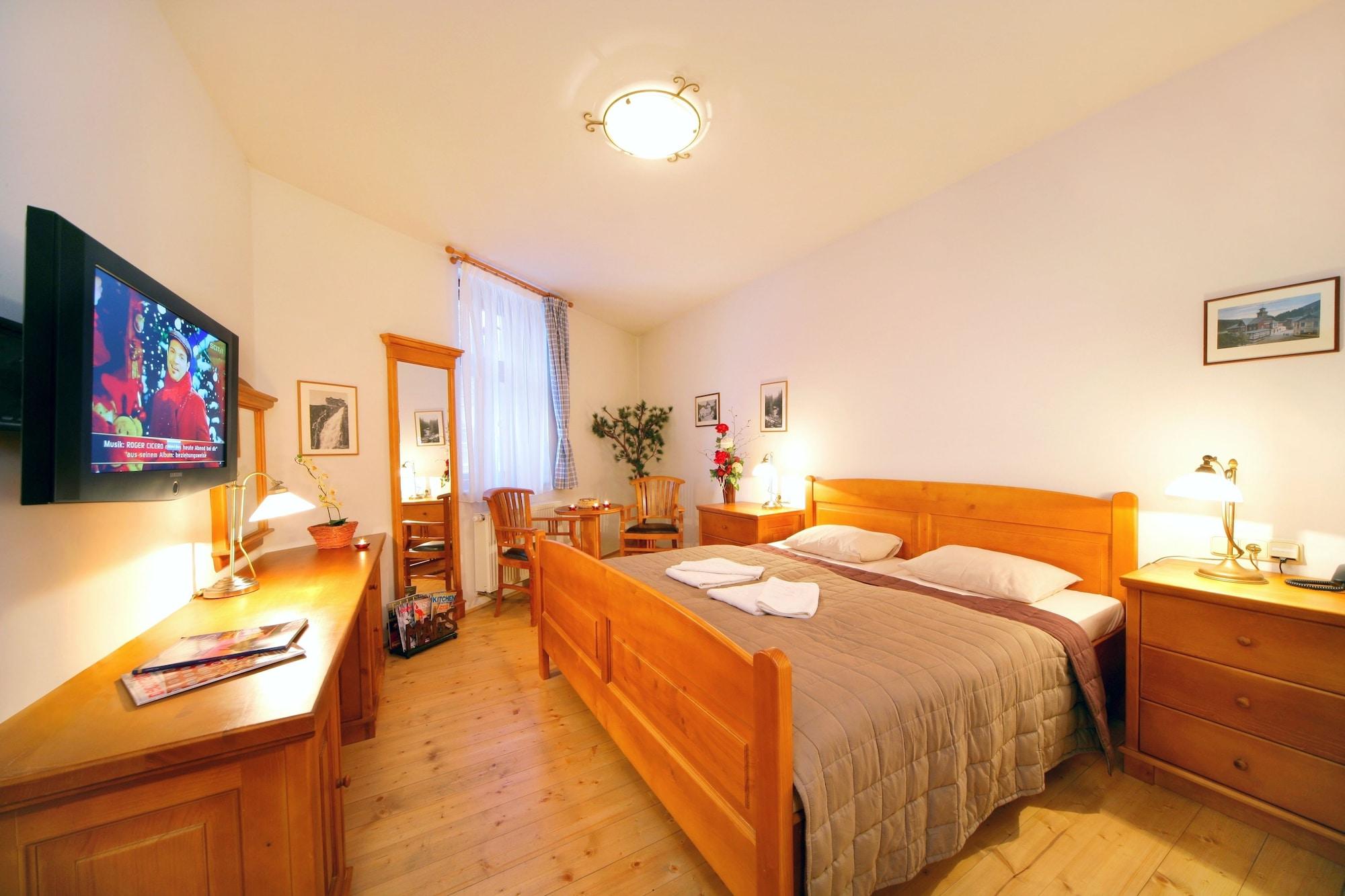 Hotel Pizzeria Belmonte Špindlerŭv Mlýn 外观 照片